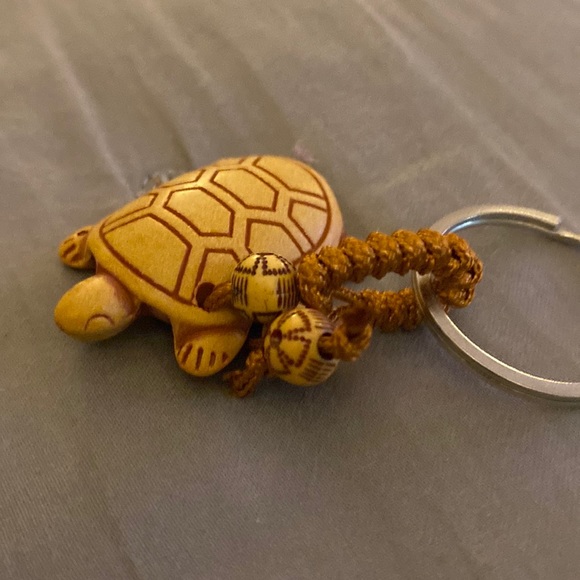 Accessories Wood With Red Trim Turtle Keychain Nwt Average Normal